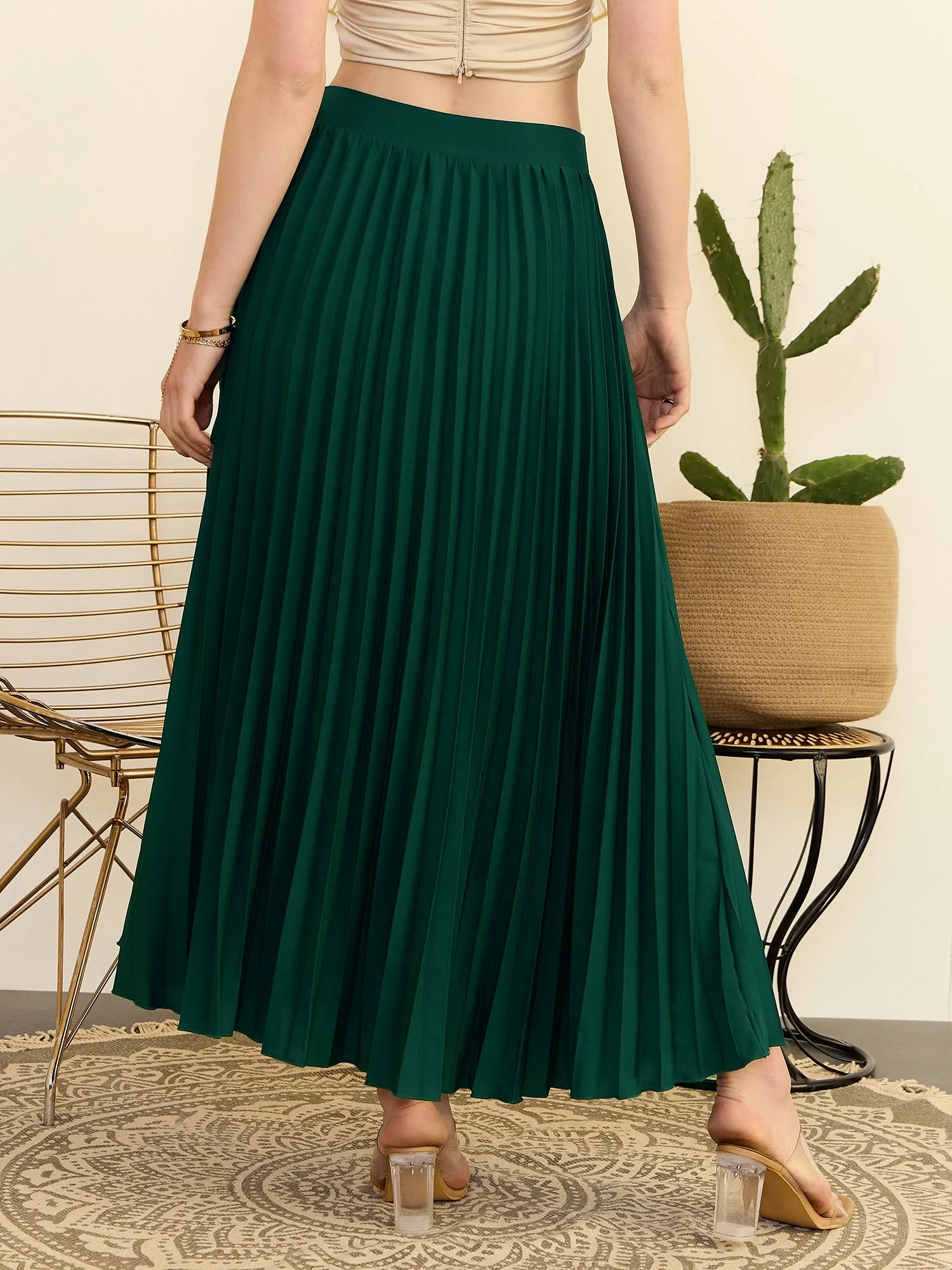 Berrylush Women Solid Green High-Rise Waist Zipper-Up Straight Hem Pleated Maxi Skirt