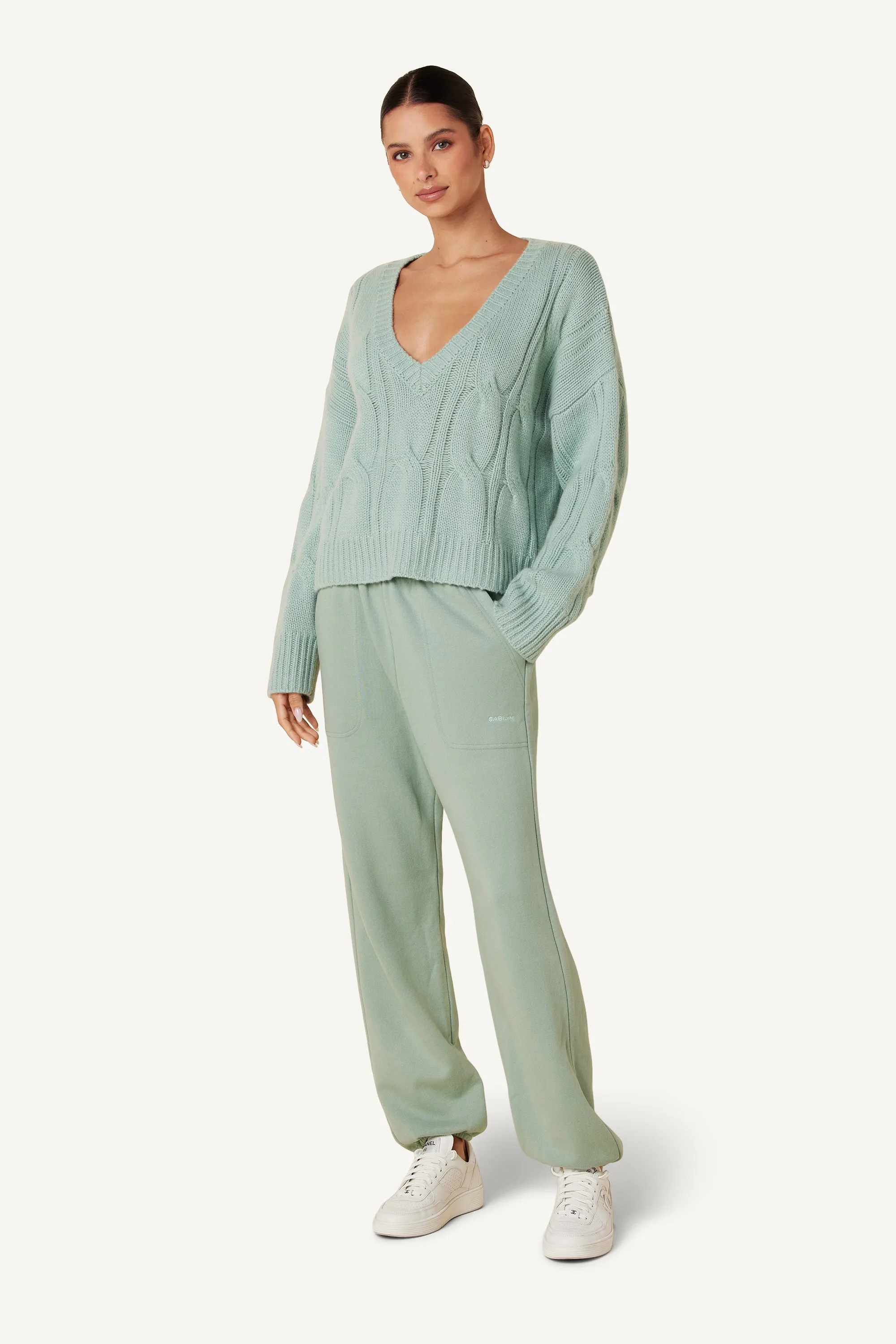 KOA CABLE KNIT V-NECK SWEATER | SEAFOAM