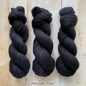 MERINO WORSTED MOUTON NOIR