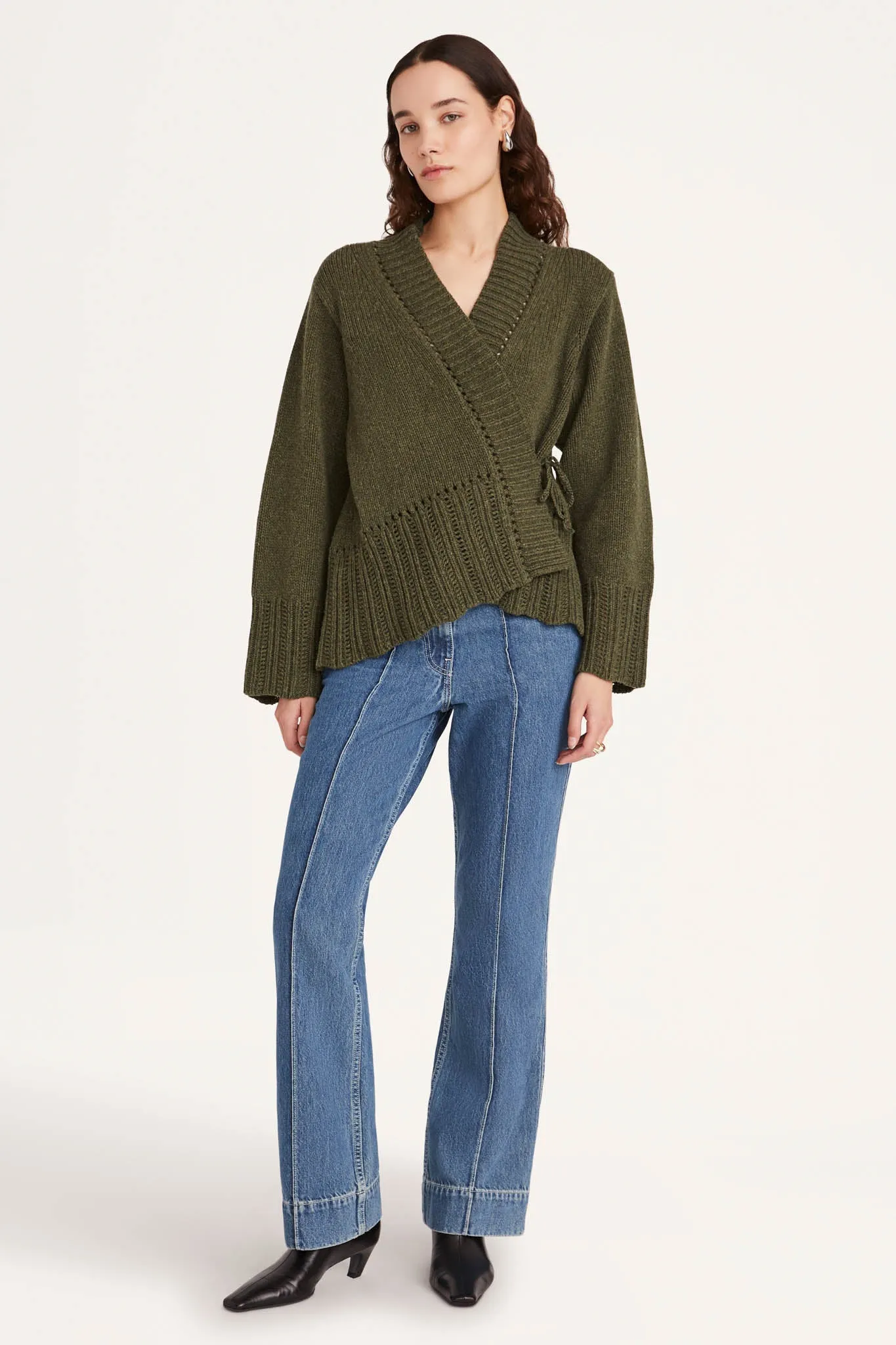 Nexilis Sweater in Moss