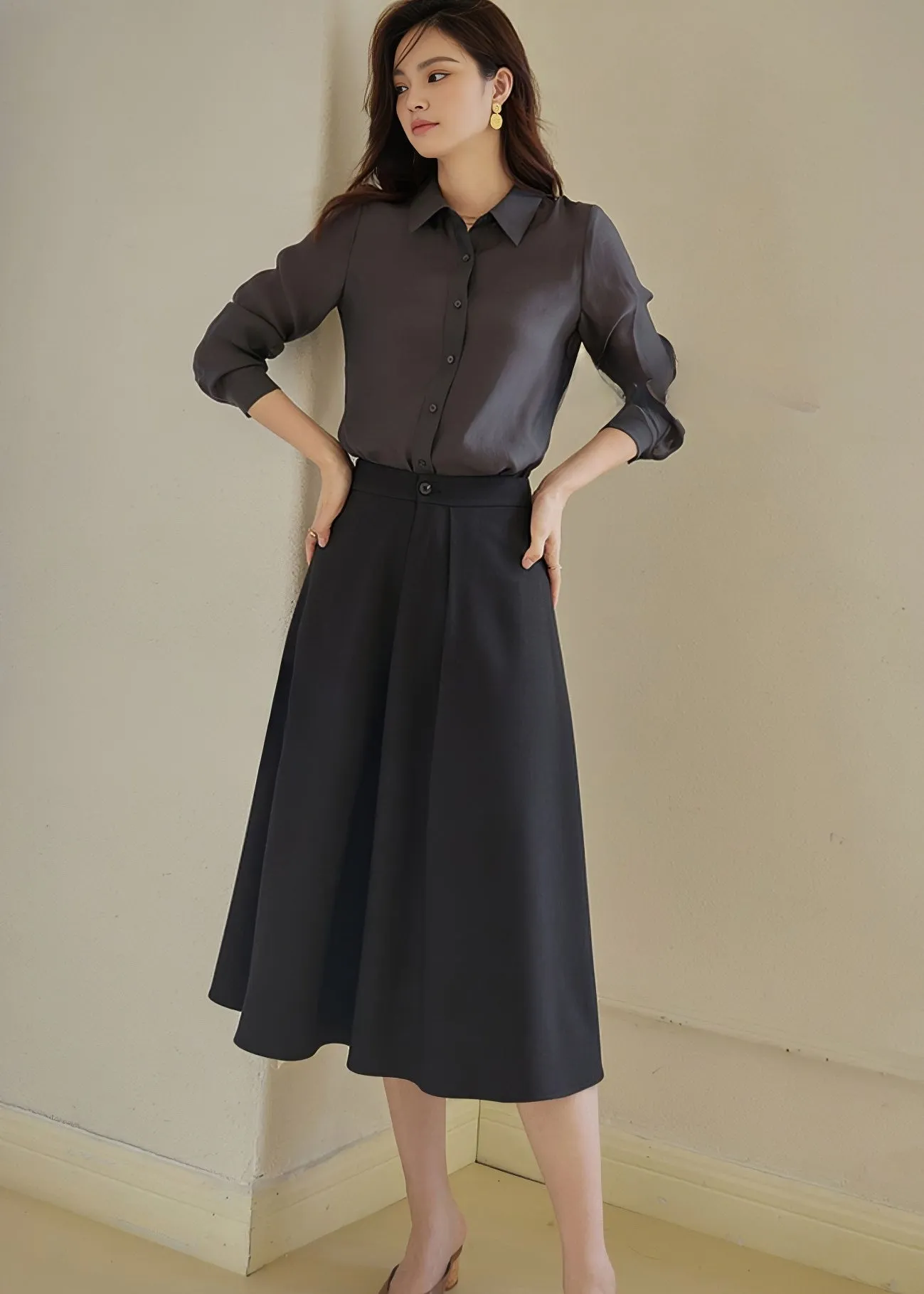 PLEATED LARGE HEM SKIRT