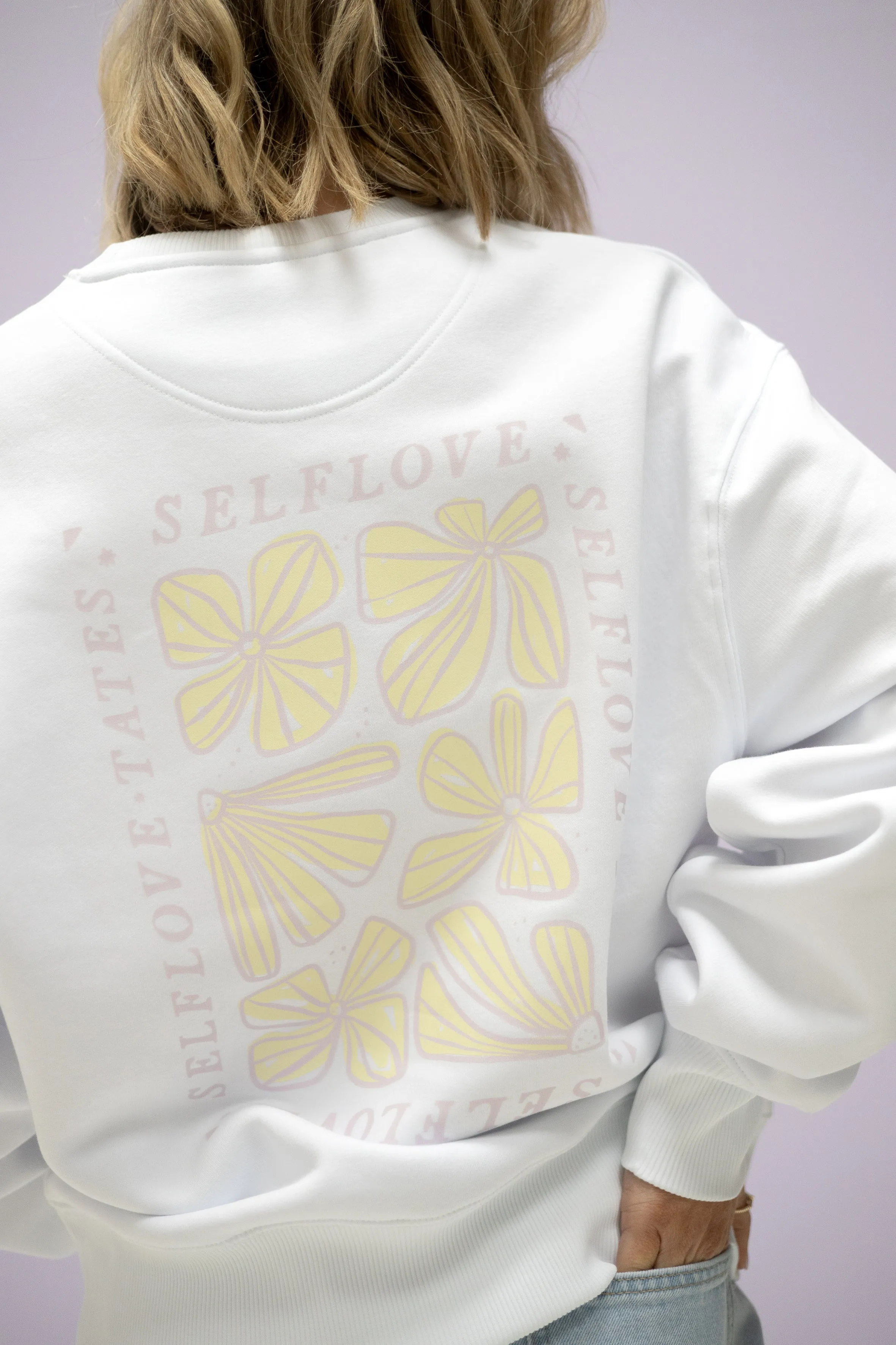 Sweater (Oversized) mit "Selflove flowers" Motiv