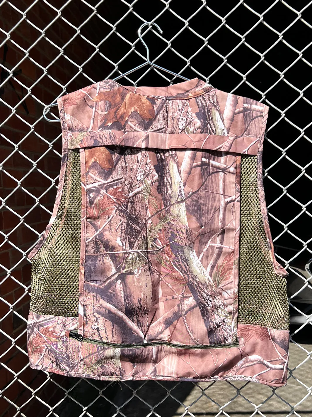 ULTIMATE UTILITY VEST - CAMO