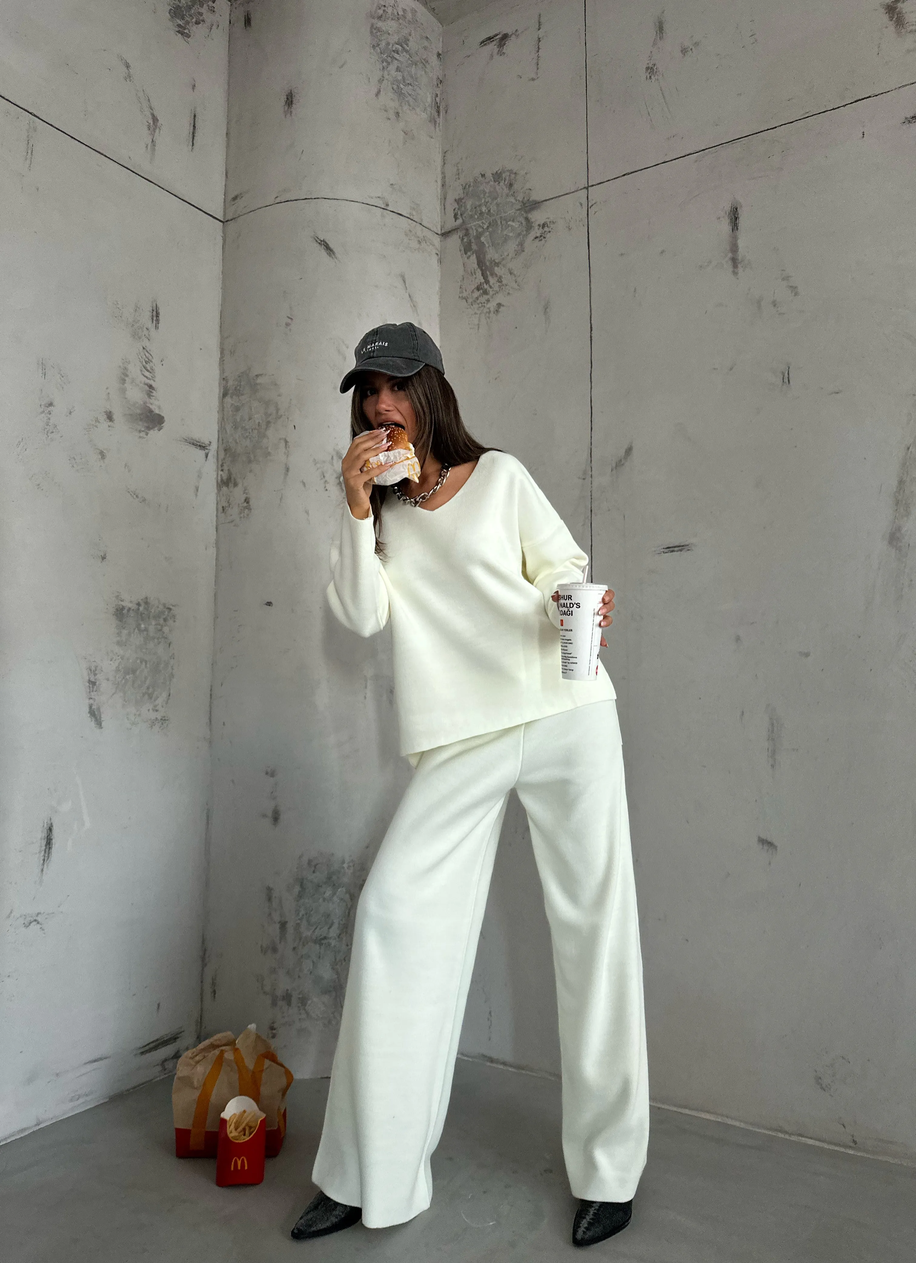 V Neck Knitwear Set Sweater And Trouser