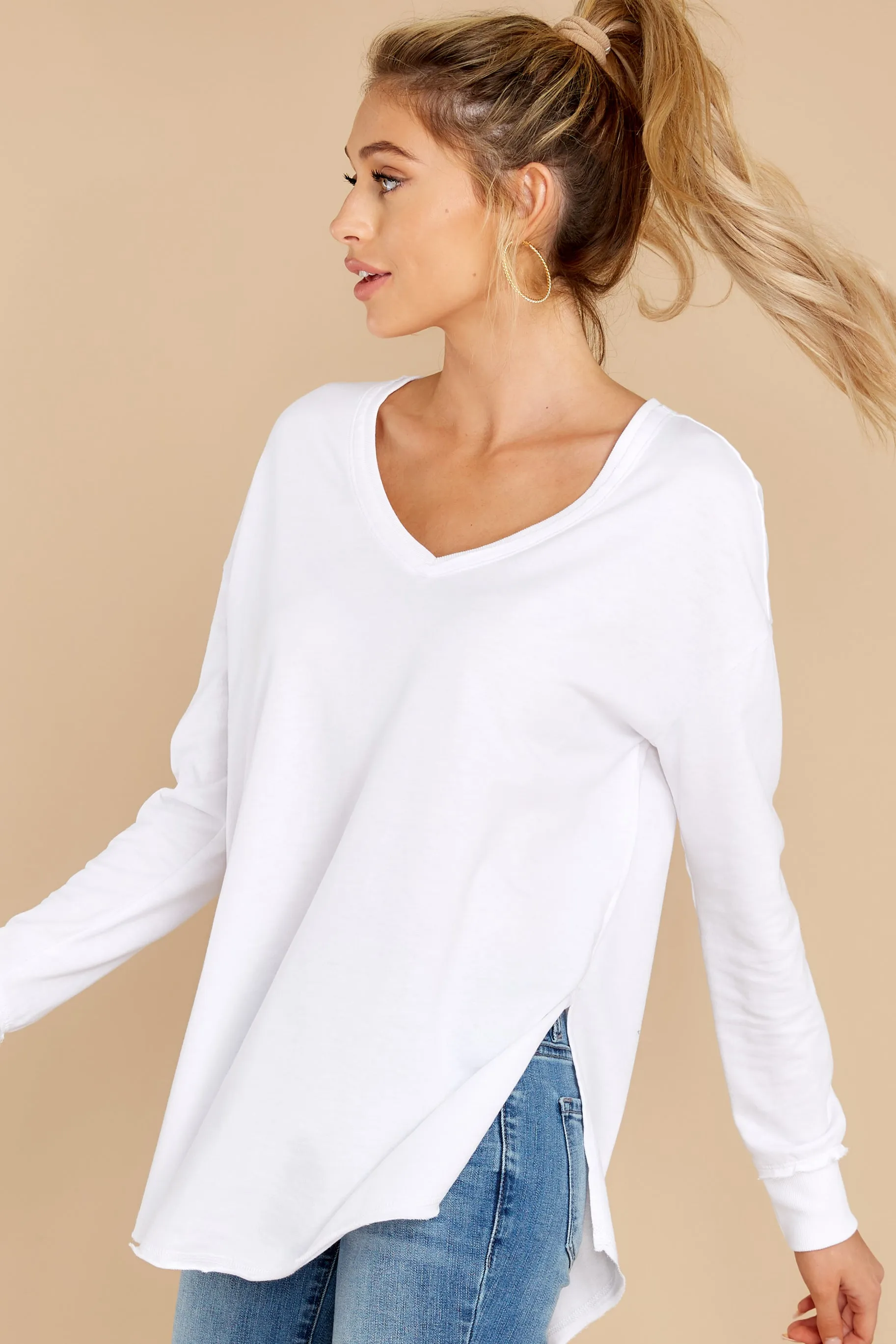 White V-Neck Weekender