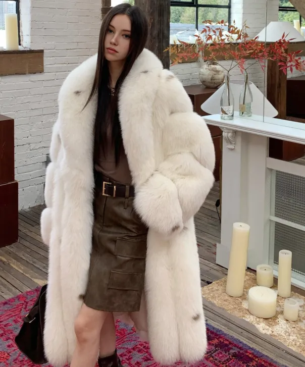 Women’s Full Length Snow Fox Fur Coat